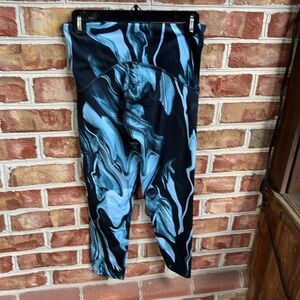 Spanx print leggings size Medium